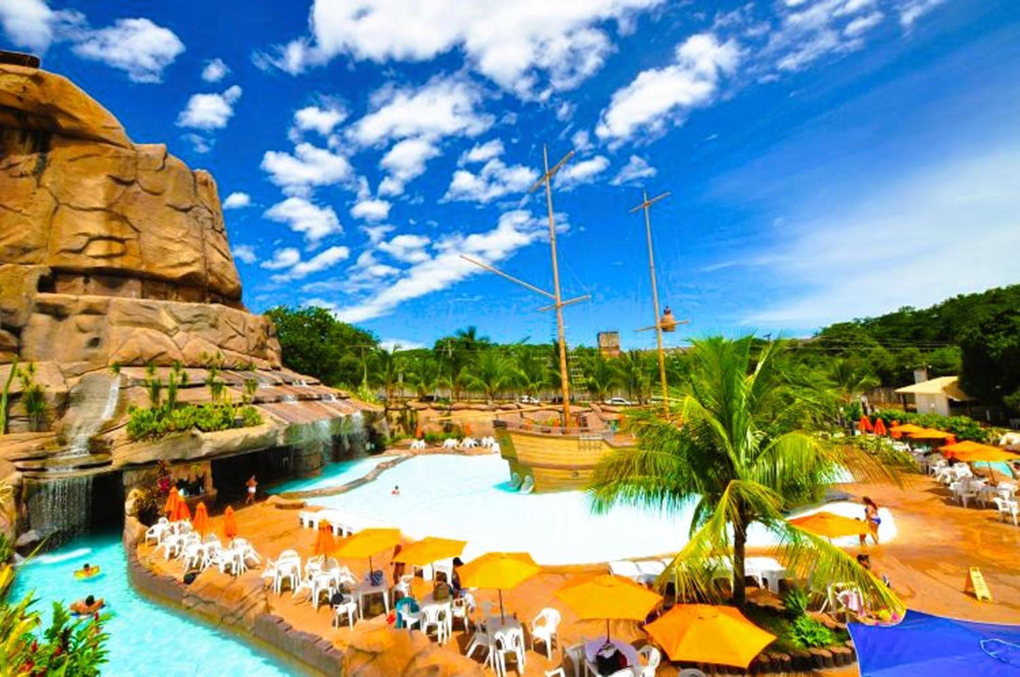 Imperio Romano - Bonus 1 Dia No Acqua Park Vulcao - Калдас-Новас Экстерьер фото