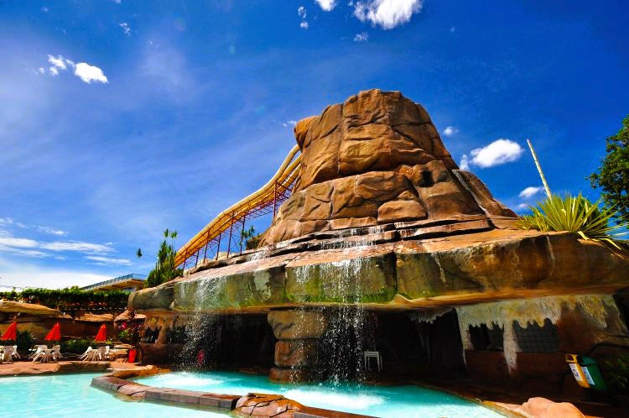Imperio Romano - Bonus 1 Dia No Acqua Park Vulcao - Калдас-Новас Экстерьер фото